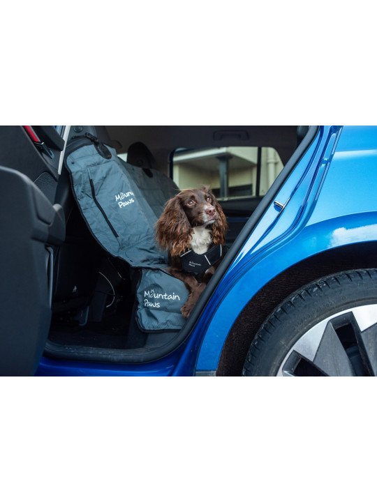 Mata ochronna dla psa do samochodu Mountain Paws